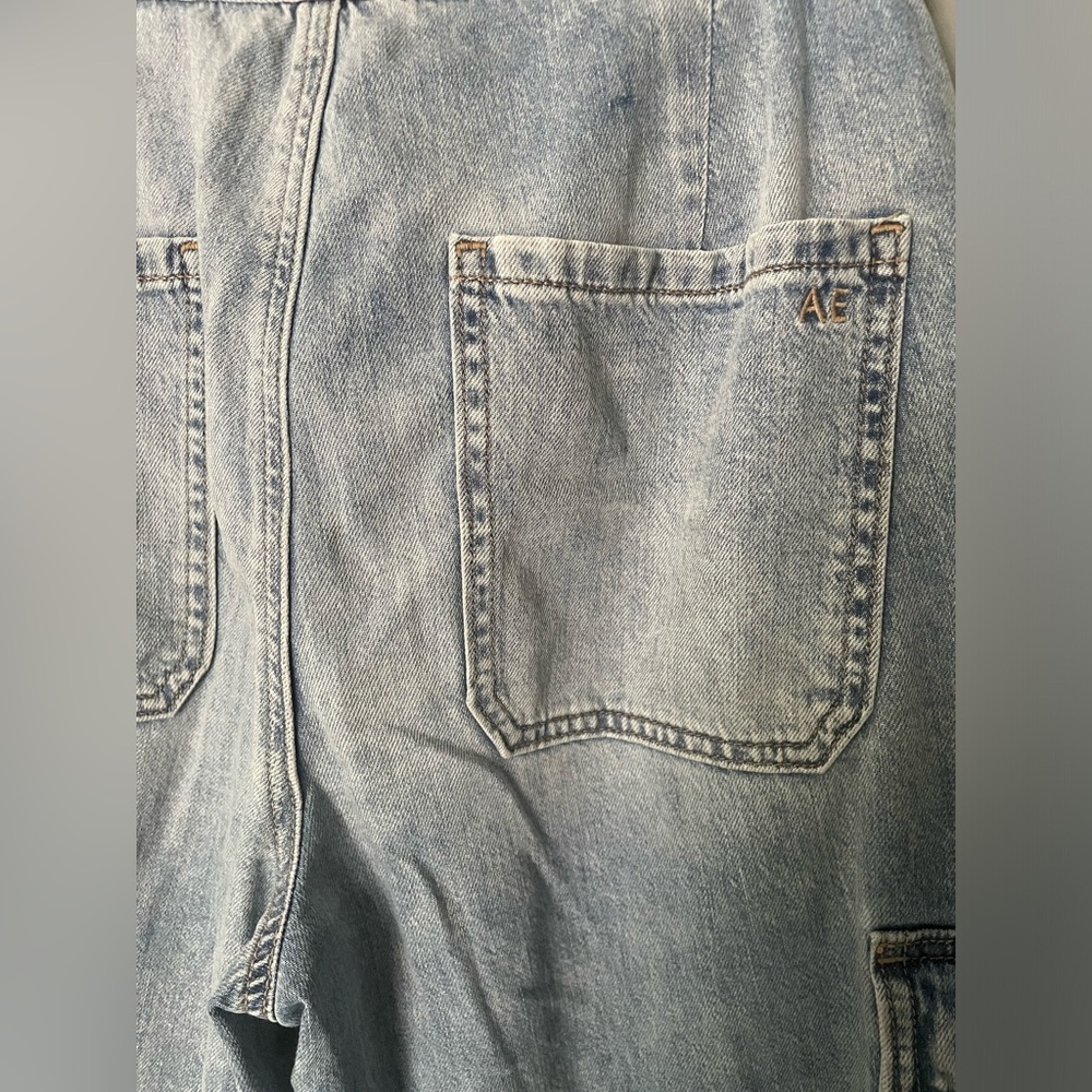 American Eagle Outfitters High-Waisted Cargo Denim Jogger Color: Blue | Size:2 - Picture 2 of 14
